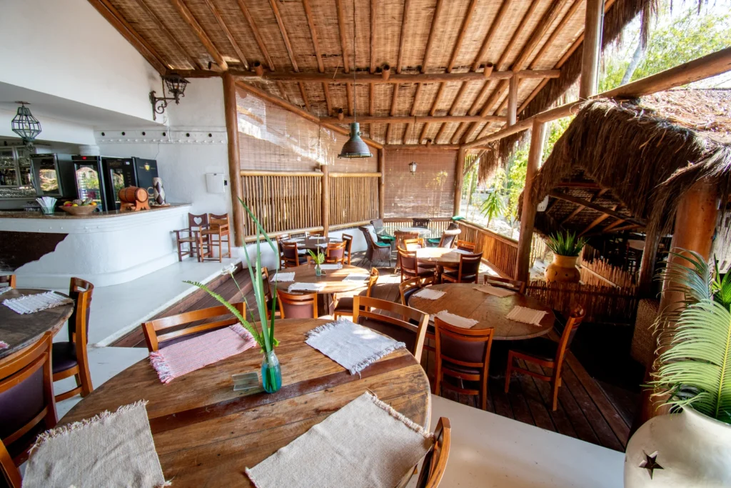 Mesas no Jiripoca Restaurante Bar