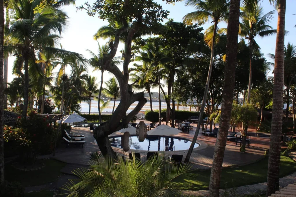Suíte Vista Piscina Superior — Vista da varanda para a marina