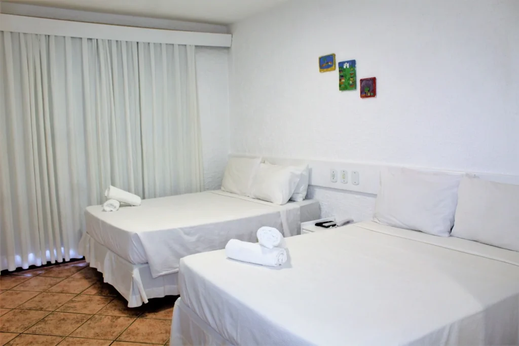 Suíte Standard — Quarto com duas camas
